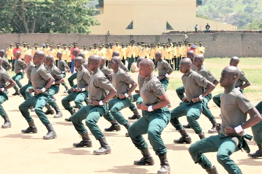 Rwanda in the formation of BIR Centrafrica. More than 600 new soldiers from the Rapid Intervention Battalion (BIR) are presented to the flag on Monday August 5. Their training is provided by instructors, Rwandan elites. These two countries are further strengthening their military cooperation